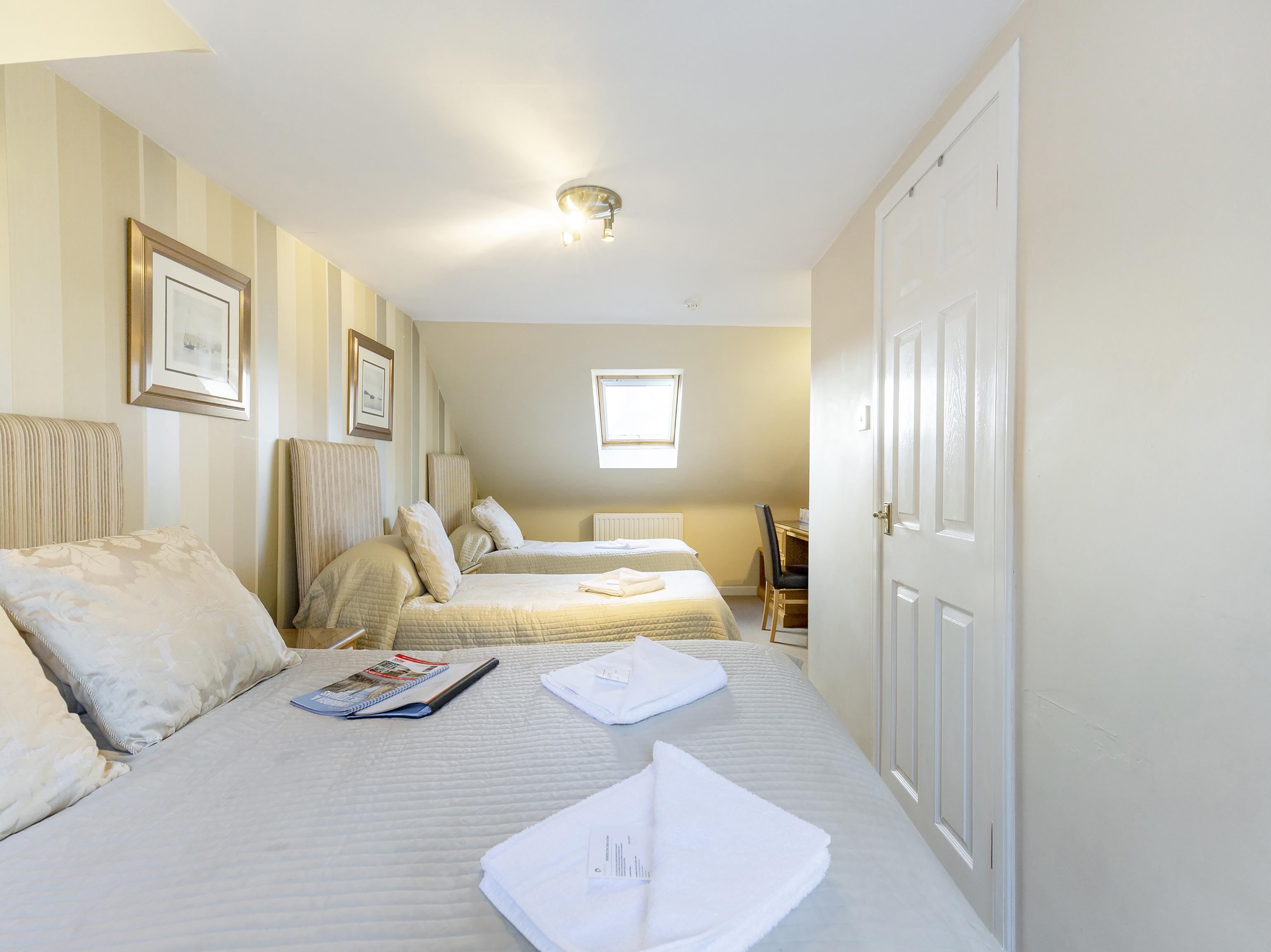 Arden Guest House, Craigmillar Castle Edinburgh Bagian luar foto