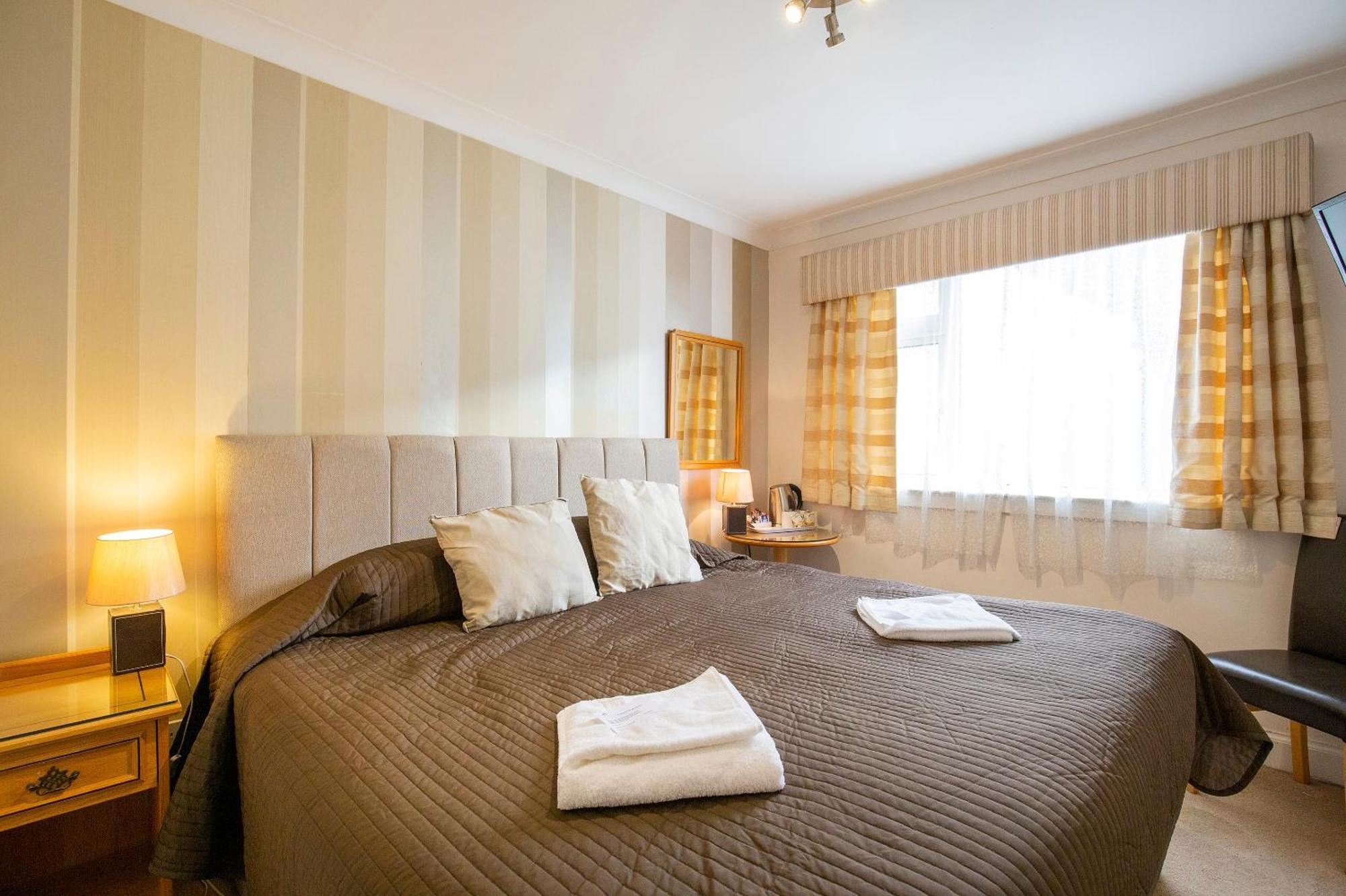 Arden Guest House, Craigmillar Castle Edinburgh Bagian luar foto