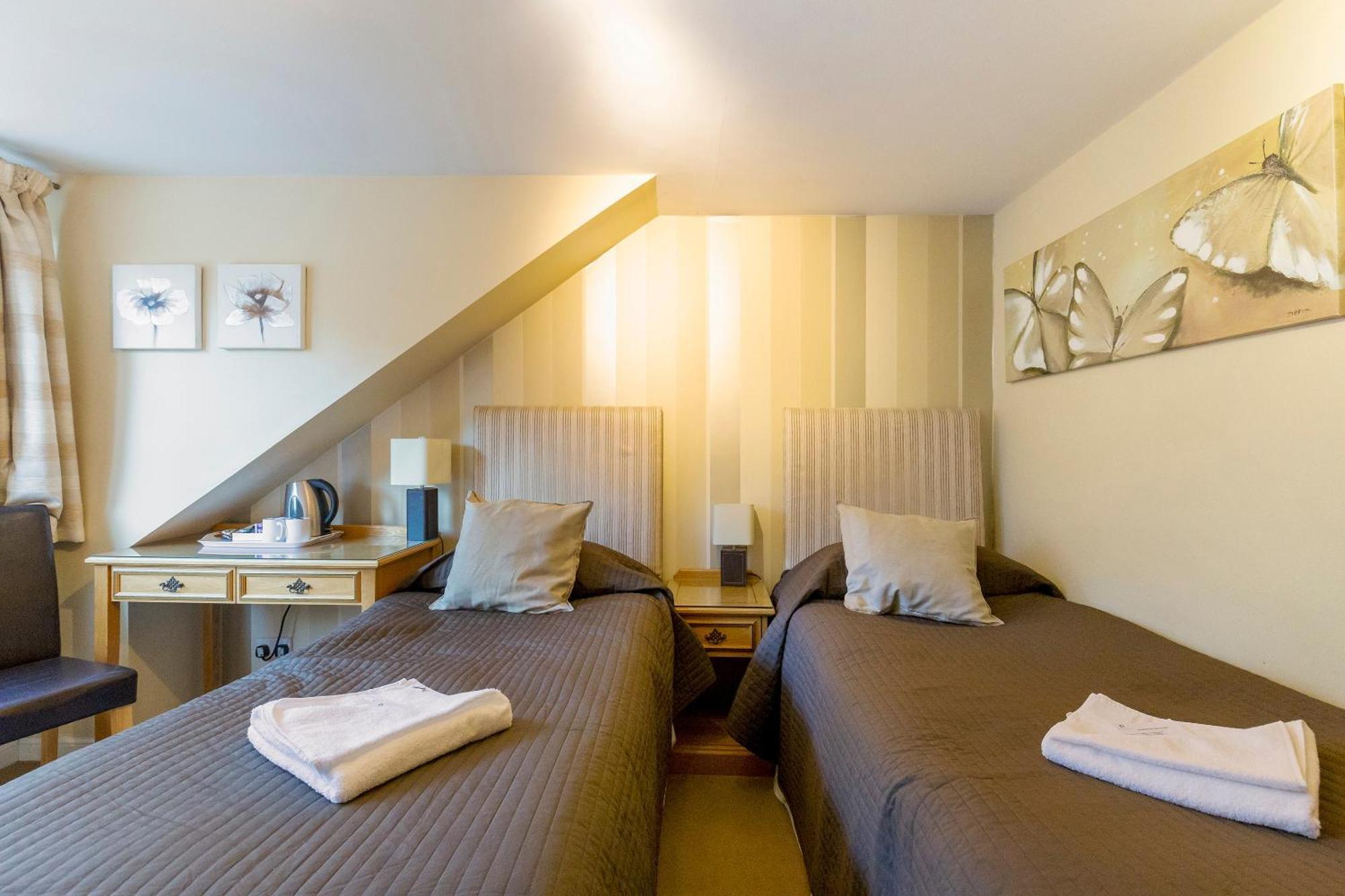 Arden Guest House, Craigmillar Castle Edinburgh Bagian luar foto